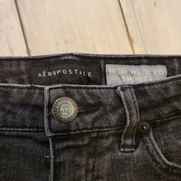 Aeropostale High Waisted Shorty - Picture 5 of 5